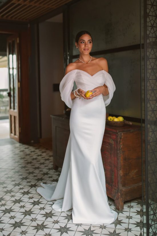 Wholesale Short Sleeve White Simple Lace Elopement Wedding Dress –  Efashiongirl Wholesale