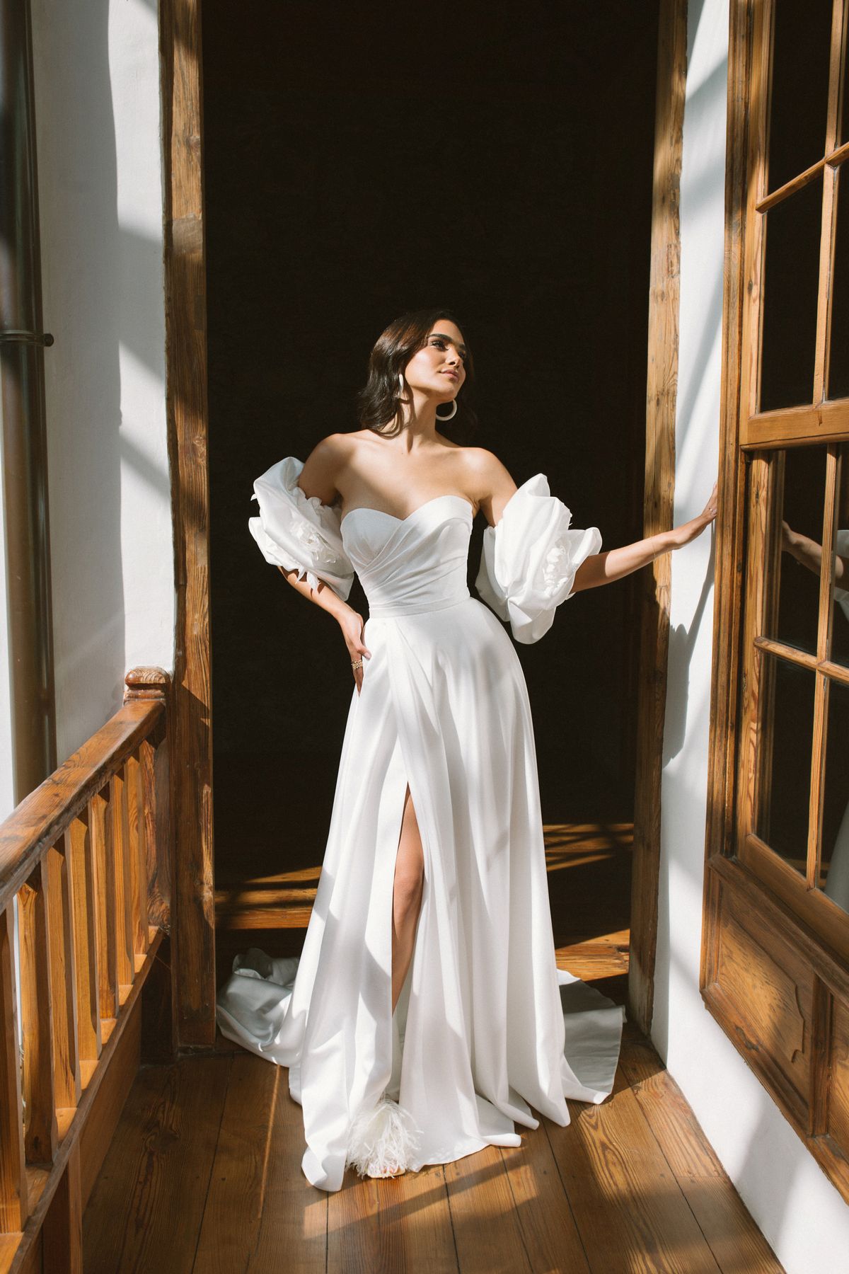 Minimalist wedding dress Vilda with detachable sleeves at Dell"Amore Bridal, Auckland. 10