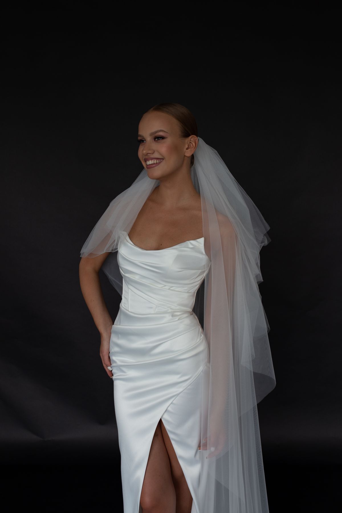 Wedding veil Jane with two layers tulle in a shape of bow 3