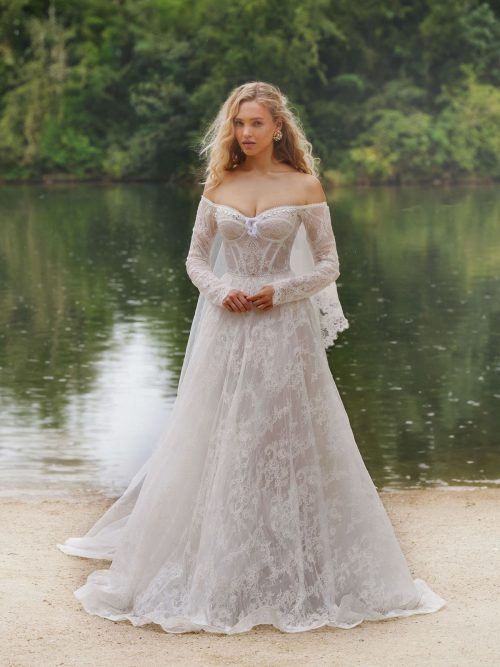 Lace wedding dress Oriole by rara avis at Dell'Amore bridal, Auckland, NZ. 2