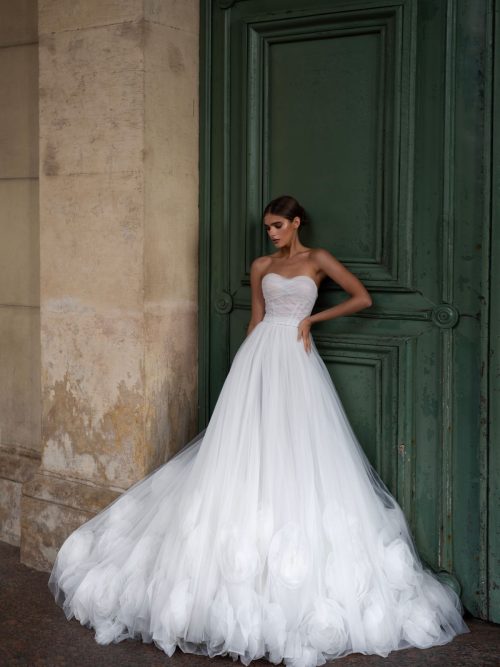 Tulle floral Wedding dress Soley by patrcia couture at Dell'Amore bridal, Auckland, NZ 1