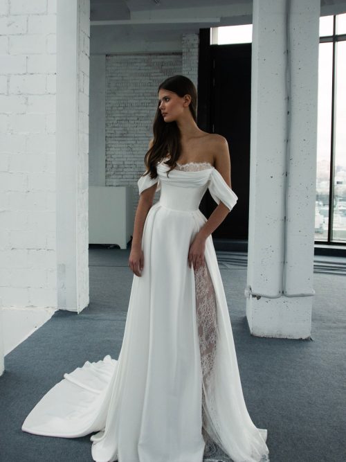 Wedding dress Flanri with lace sleeves and lace neckline by sonesta at dell'amore bridal nz (3)