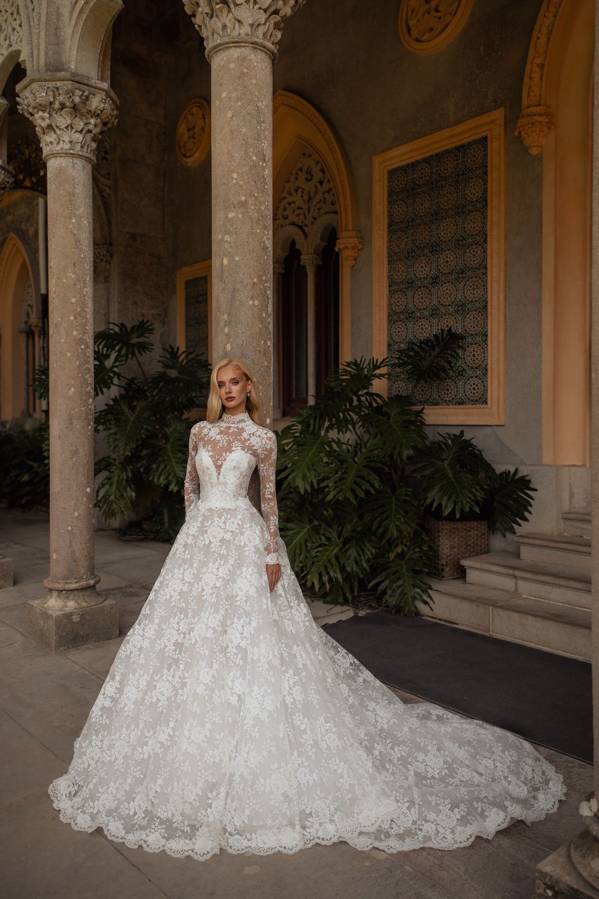 Assai-Wedding-Dress-by-Rara-Avis-from-DellAmore-bridal-auckland-nz 4