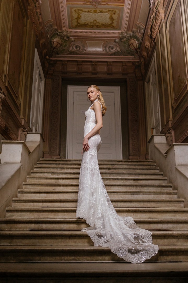 Convertible lace wedding dress Espirando by rara avis at Dell'Amore Bridal, NZ 3