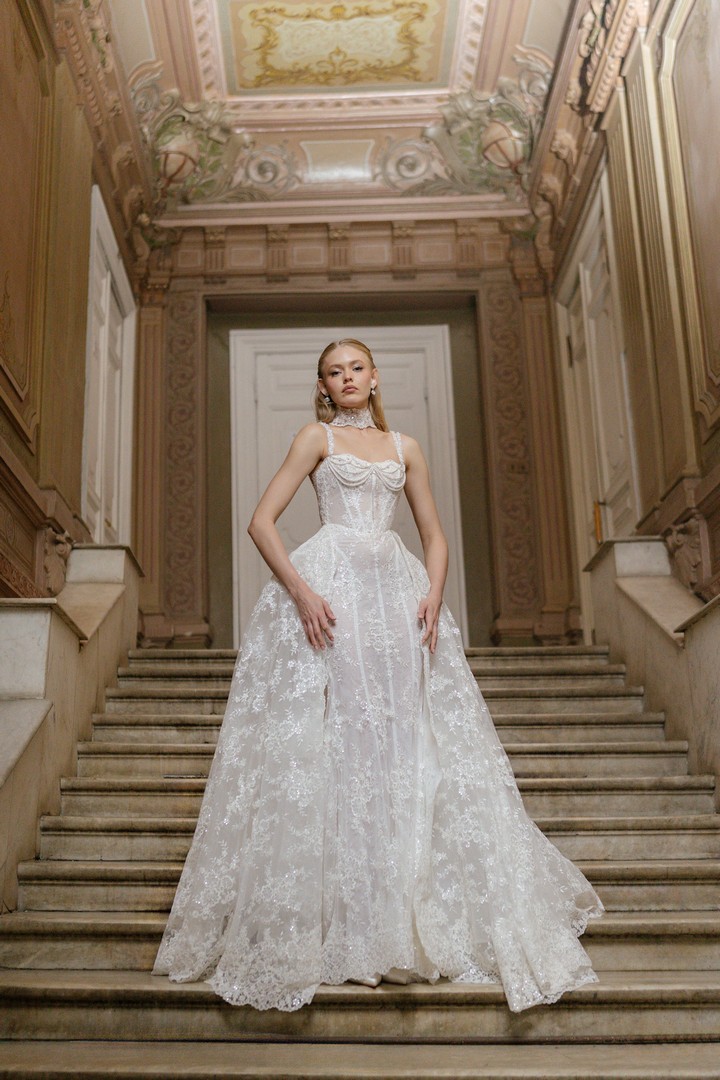 Convertible Lace Wedding Dress Espirando at Dell'Amore Bridal