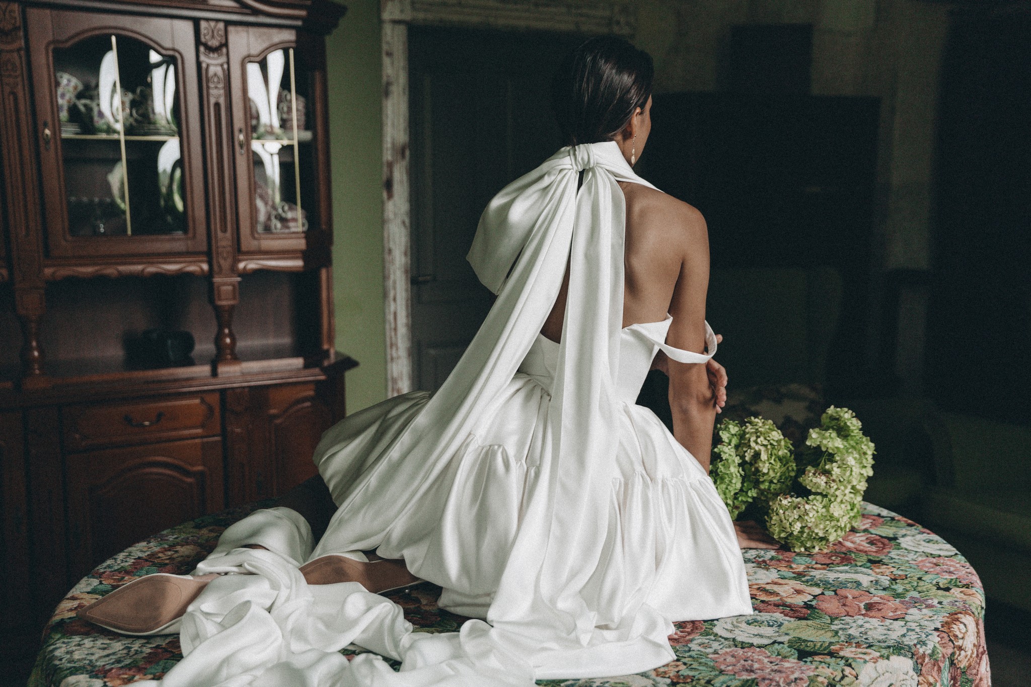 V-neckline satin mini wedding dress Undina by blammo biano at Dell'Amore Bridal, NZ. 4