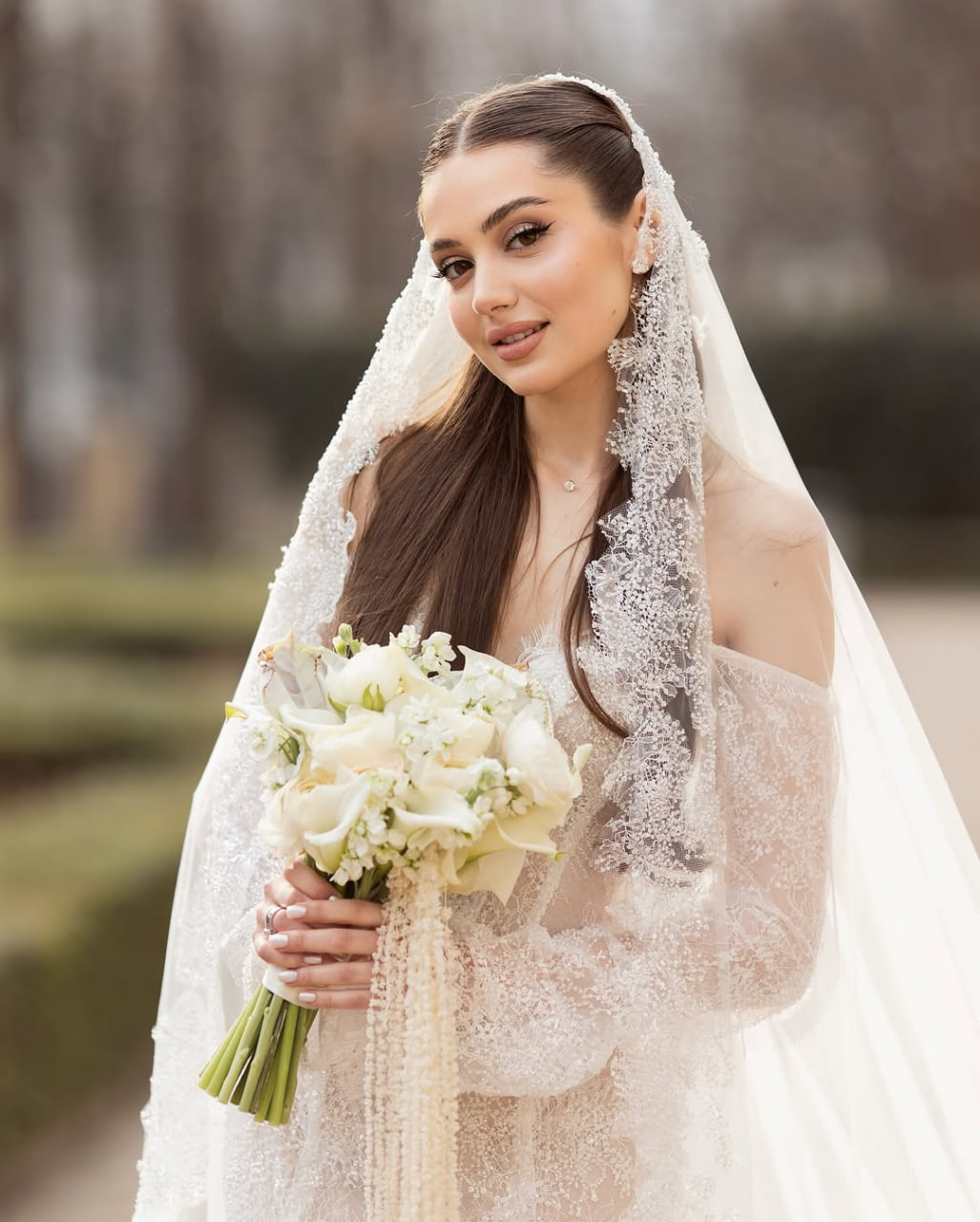 Lace Beaded Wedding Falcon Veil