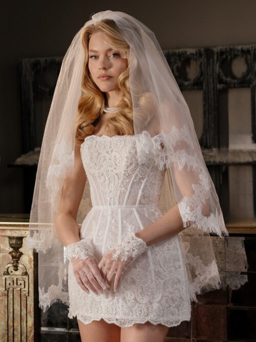 Short Lace Wedding Una Veil