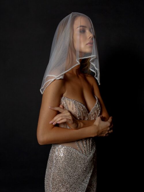 Short Pearls Edge Wedding Lilow Veil