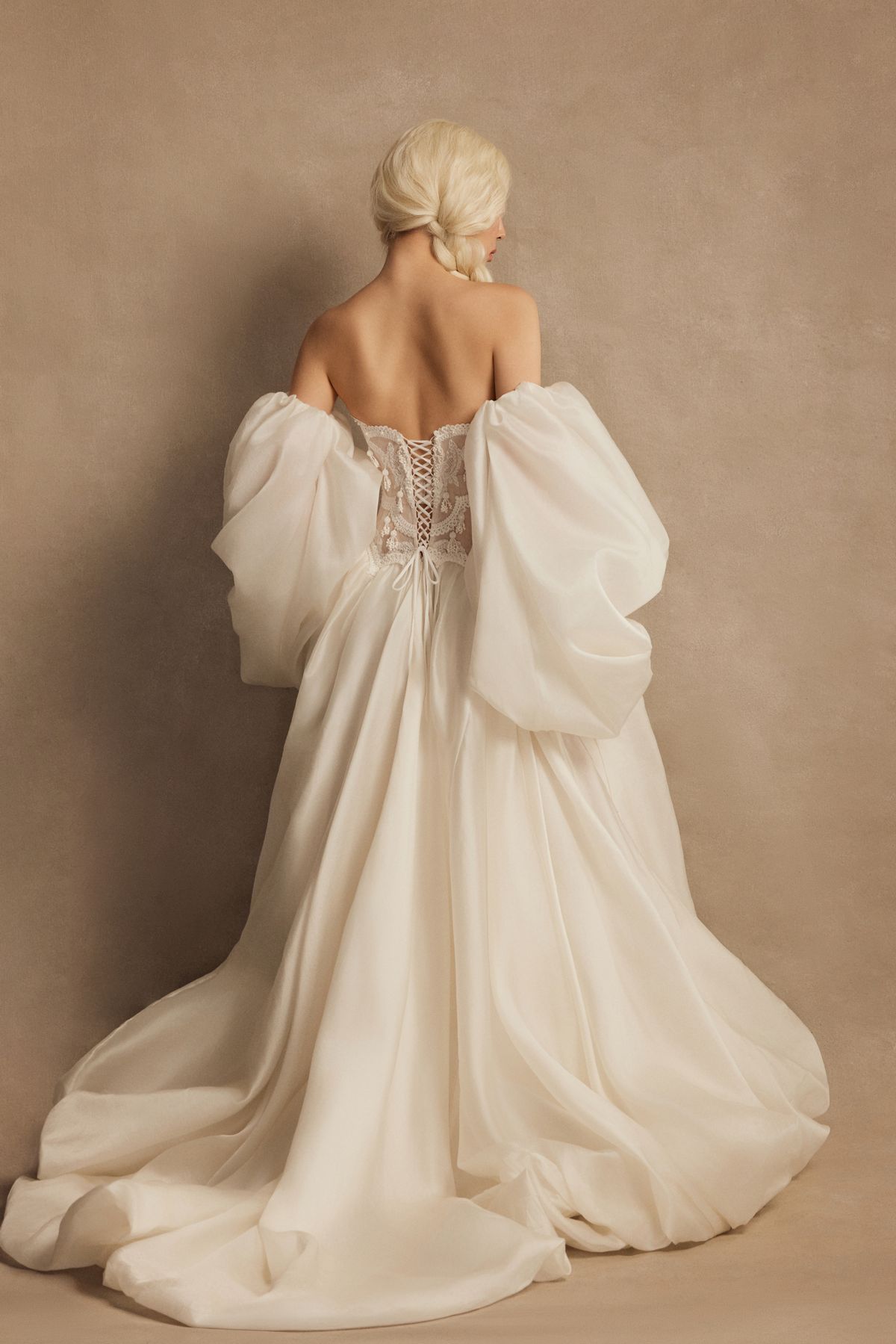 Bliss-wedding-dress-by-rara-avis-nz 3